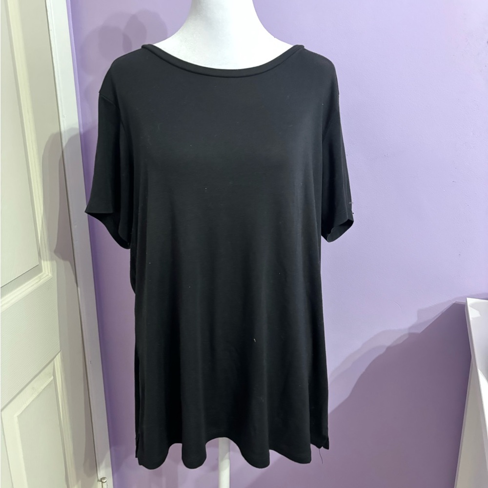 Old Navy Slim Fit Tee Shirt